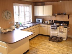 Kitchen- click for photo gallery